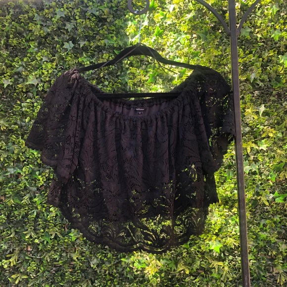 Tops - Black crop top